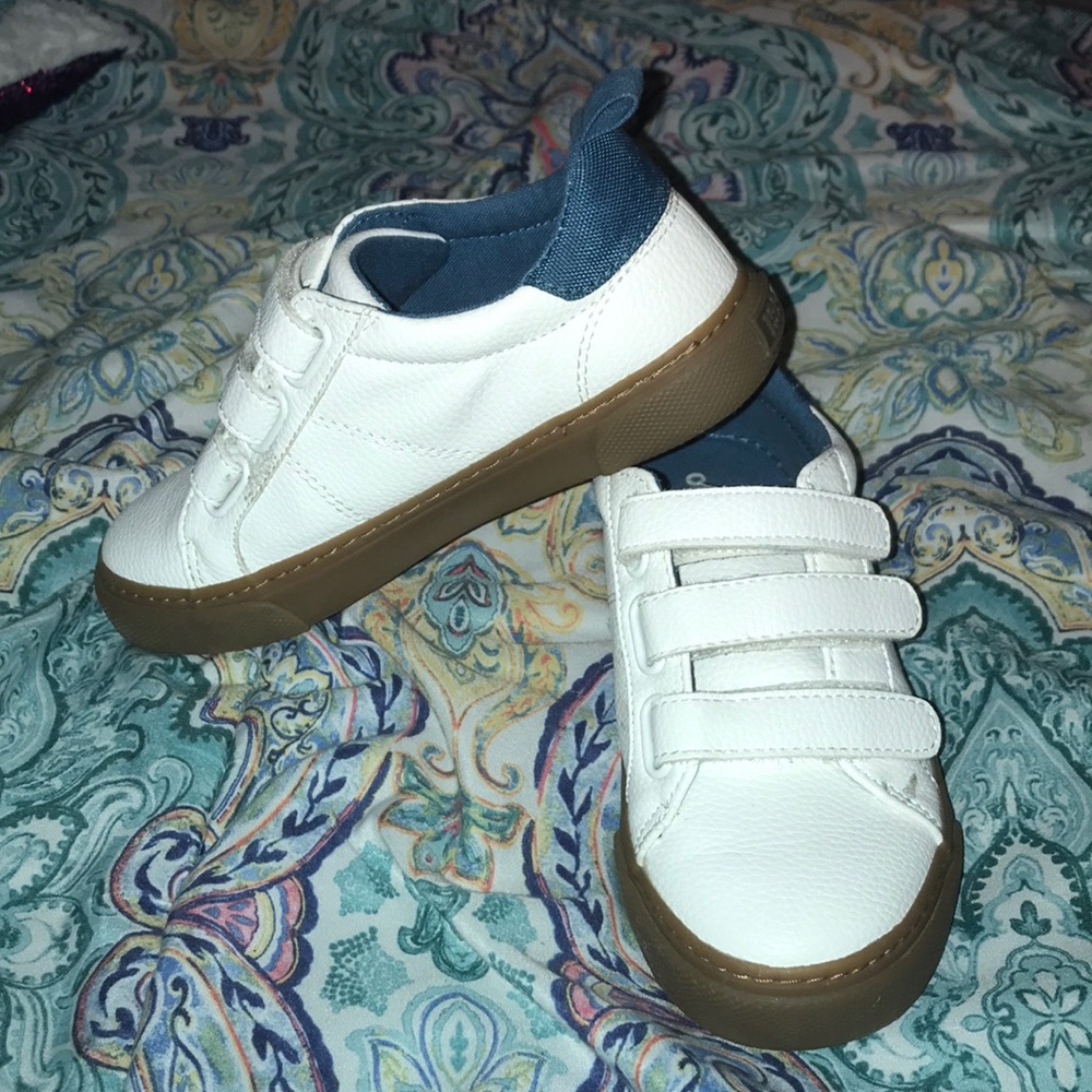 Old Navy Sneakers